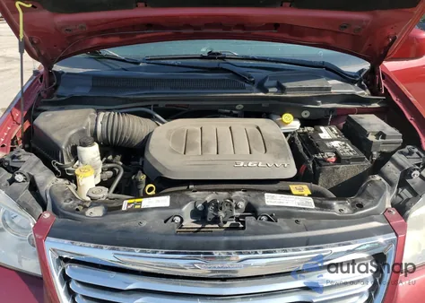 2016 Chrysler Town & Country Touring z USA, uszkodzony, nr VIN 2C4RC1BG2GR199986